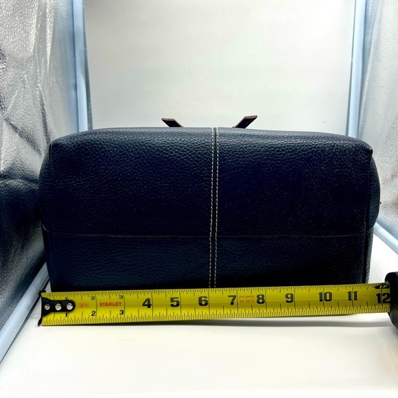 DOONEY & BOURKE navy blue pebbled leather shoulder bag serial number K83… - Picture 15 of 16